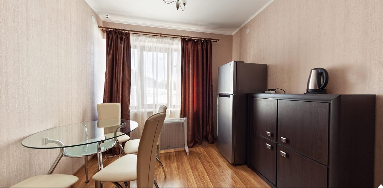 Hotel Alpen House Vyshka Esterno foto