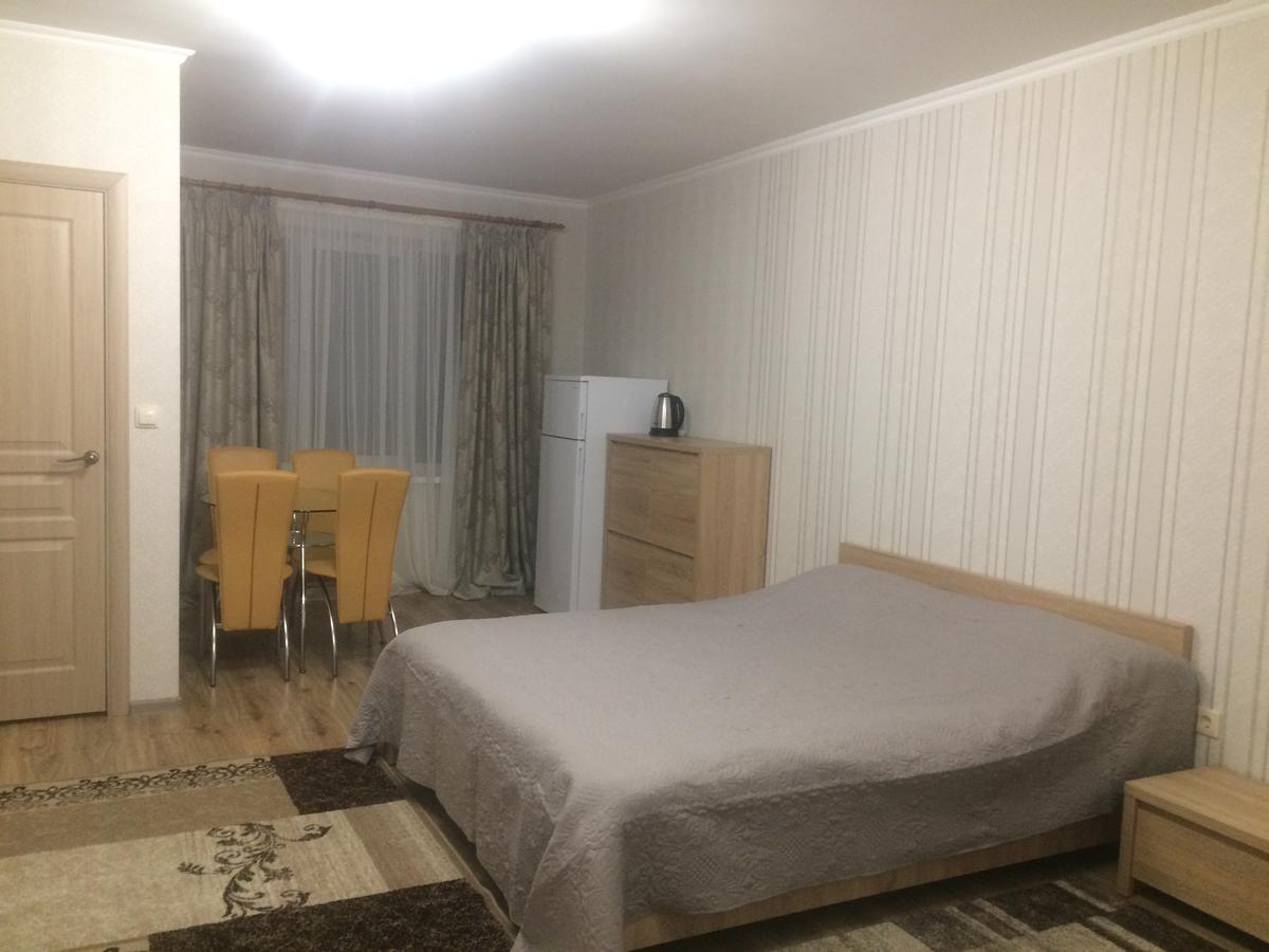 Hotel Alpen House Vyshka Esterno foto